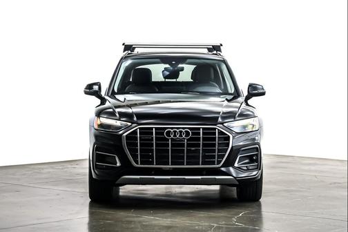 2023 Audi Q5 40 Premium Plus
