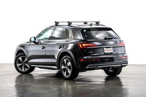 2023 Audi Q5 40 Premium Plus