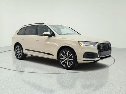 Vicuna Beige Metallic 2023 Audi Q7 55 Premium Plus