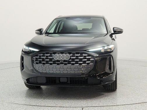 Mythos Black Metallic 2025 Audi Q5 Prestige TFSI quattro S tronic