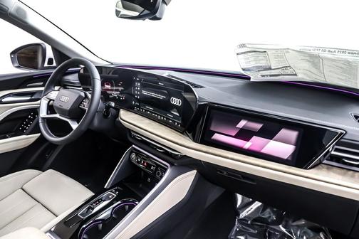 2025 Audi Q5 Prestige TFSI quattro S tronic