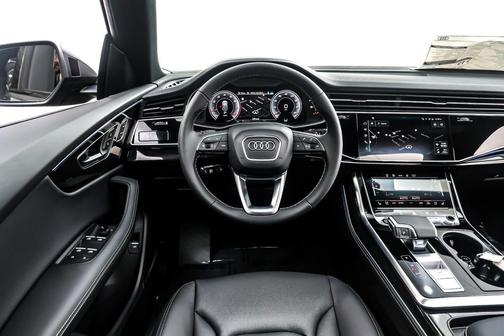 2026 Audi Q8 55 Premium Plus