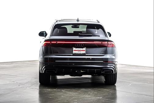 2026 Audi Q8 55 Premium Plus