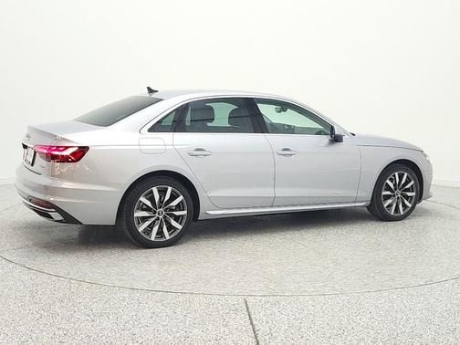 Florett Silver Metallic 2023 Audi A4 40 Premium