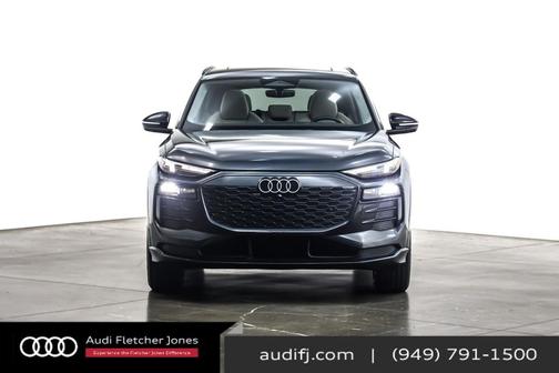 2025 Audi Q6 e-tron Premium Plus quattro