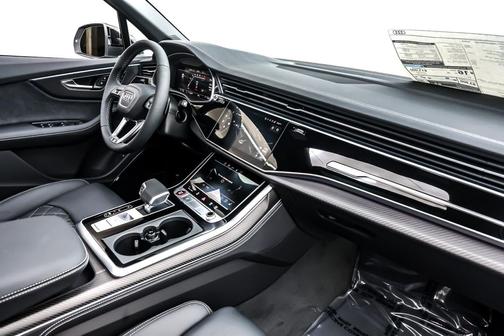 2026 Audi SQ7 4.0T Premium Plus