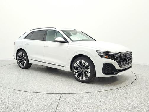 Glacier White Metallic 2026 Audi Q8 55 Prestige
