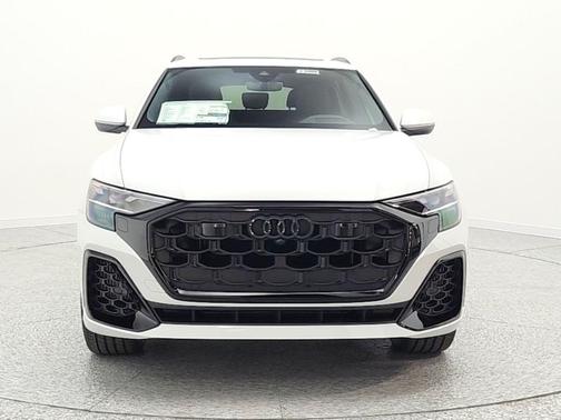 Glacier White Metallic 2026 Audi Q8 55 Prestige