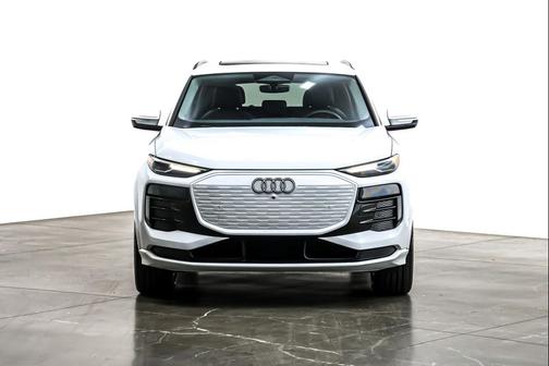 2025 Audi Q6 e-tron Premium