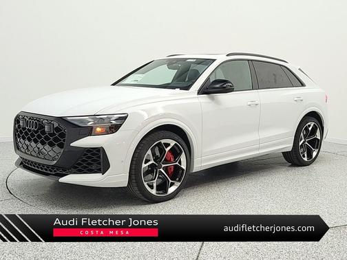 glacier white metallic 2026 Audi RS Q8 4.0T