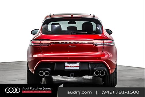 2023 Porsche Macan AWD