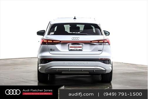 2025 Audi Q4 e-tron Premium Plus 55 quattro