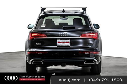 2022 Audi Q5 55 S line Prestige