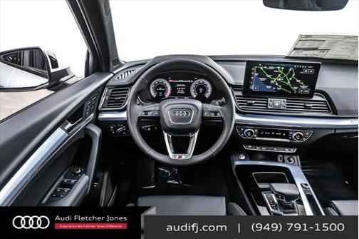 2025 Audi Q5 45 S line Premium Plus