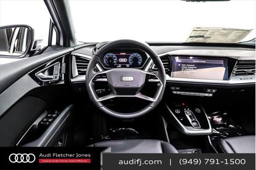 2025 Audi Q4 e-tron Sportback Premium Plus 55 quattro
