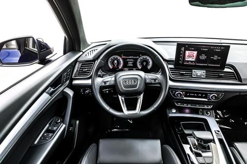2025 Audi Q5 45 S line Premium