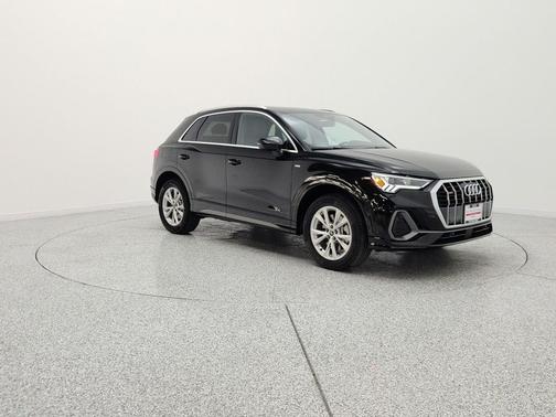 Mythos Black Metallic 2024 Audi Q3 45 S line Premium Plus