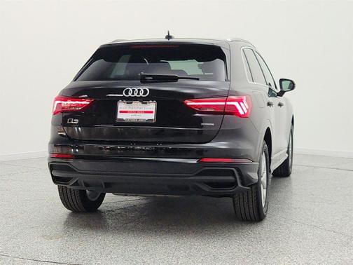 Mythos Black Metallic 2024 Audi Q3 45 S line Premium Plus