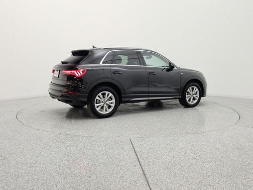 Mythos Black Metallic 2024 Audi Q3 45 S line Premium Plus