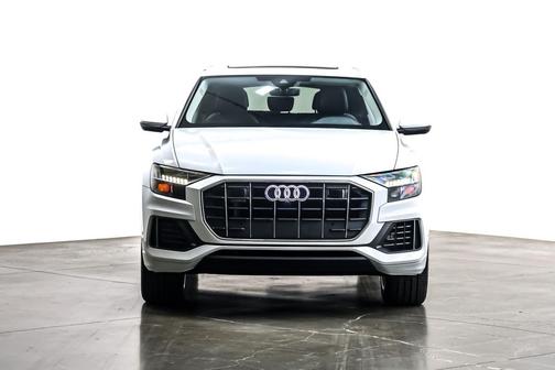 2023 Audi Q8 55 Premium Plus