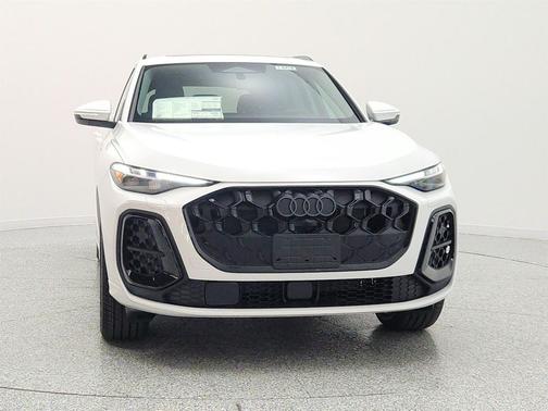 Arkona White 2026 Audi Q5 Premium Plus TFSI quattro S tronic