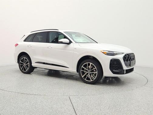 Arkona White 2026 Audi Q5 Premium Plus TFSI quattro S tronic