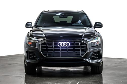 2023 Audi Q8 55 Premium Plus