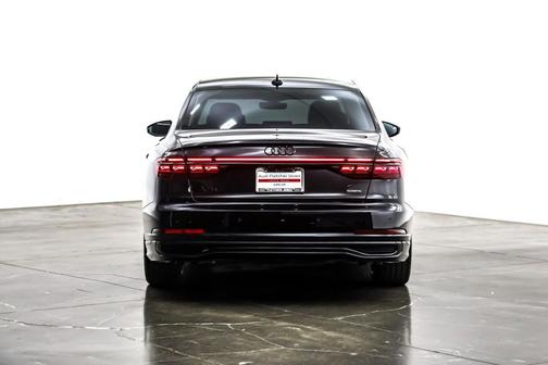 2022 Audi A8 L 55 TFSI quattro Tiptronic