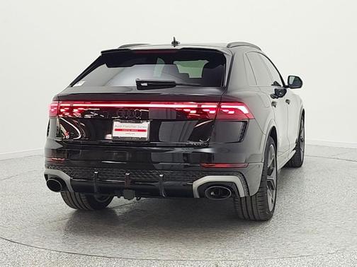 mythos black metallic 2026 Audi RS Q8 4.0T