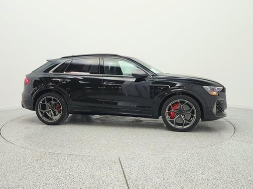 mythos black metallic 2026 Audi RS Q8 4.0T