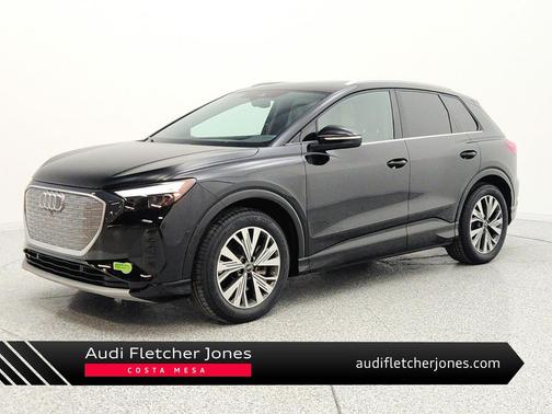 Mythos Black Metallic 2023 Audi Q4 e-tron Premium Plus 40 RWD