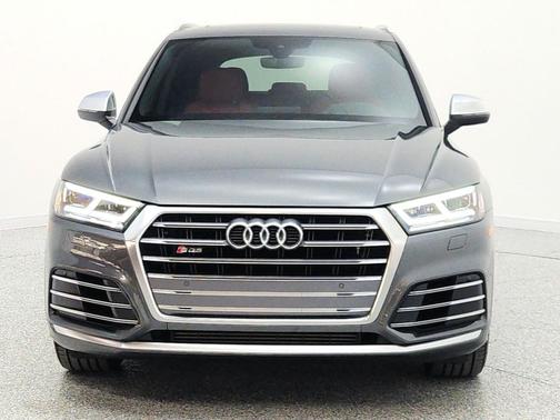 Daytona Gray Pearl Effect 2019 Audi SQ5 3.0T Premium Plus