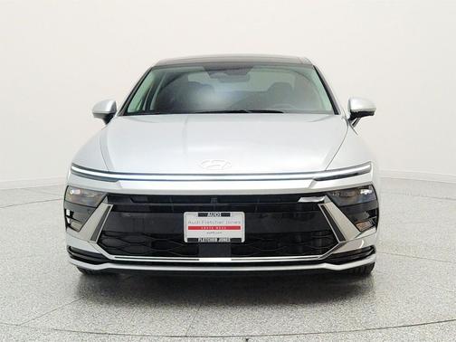 Aero Silver 2024 Hyundai SONATA Hybrid Limited