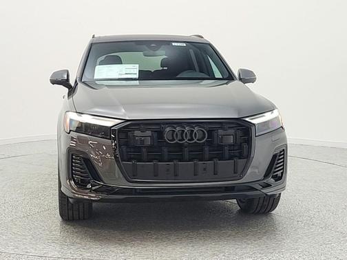 Samurai Gray Metallic 2026 Audi Q7 45 Premium