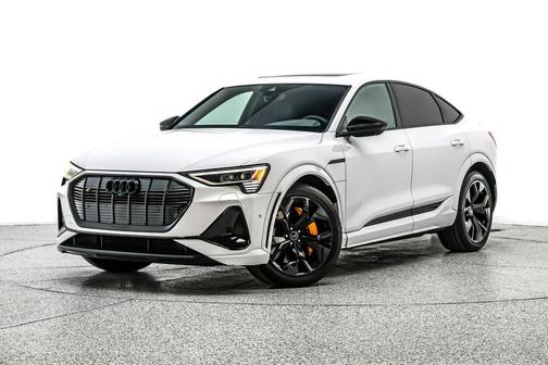 Glacier White Metallic 2023 Audi e-tron S Sportback Premium Plus quattro