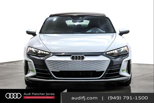 2023 Audi e-tron GT Prestige quattro