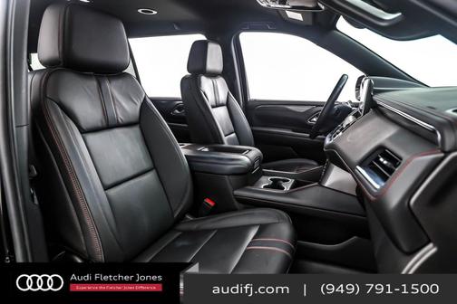 2022 Chevrolet Suburban RST