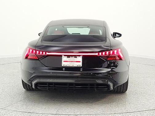 Mythos Black Metallic 2023 Audi RS e-tron GT quattro