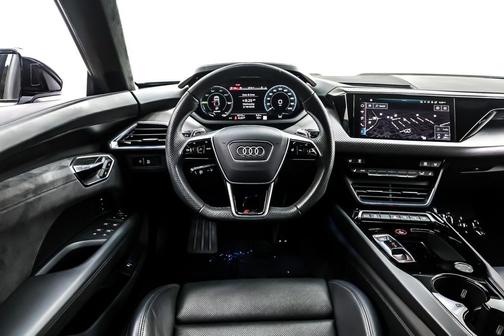 2024 Audi RS e-tron GT quattro