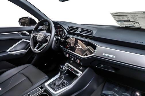 2025 Audi Q3 45 S line Premium Plus