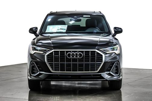 2025 Audi Q3 45 S line Premium Plus