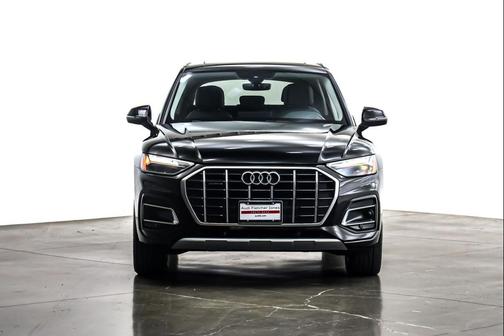 2023 Audi Q5 40 Premium