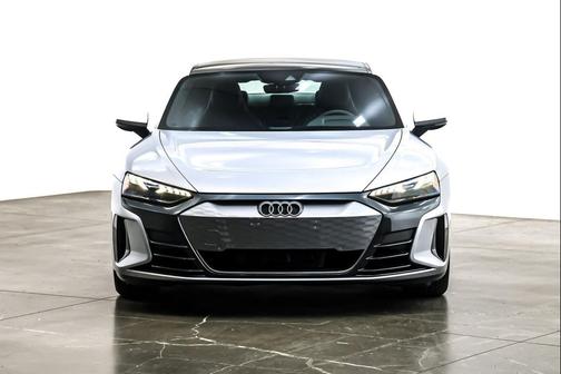 2022 Audi e-tron GT Premium Plus