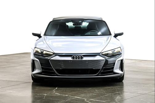 2022 Audi e-tron GT Premium Plus