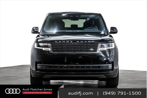 2025 Land Rover Range Rover P530 SE