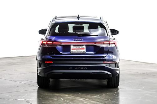 2025 Audi Q4 e-tron Premium 45 RWD