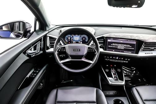 2025 Audi Q4 e-tron Premium 45 RWD