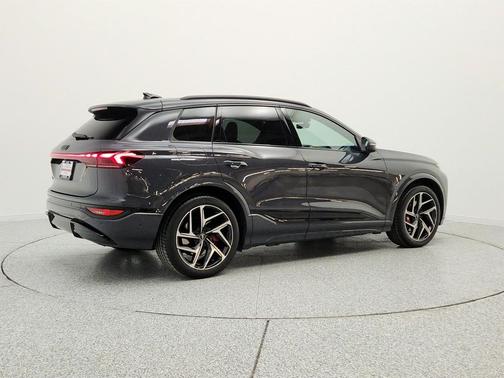 Magnet Gray 2025 Audi SQ6 e-tron Premium Plus quattro