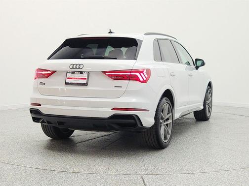 Glacier White Metallic 2023 Audi Q3 45 S line Premium Plus