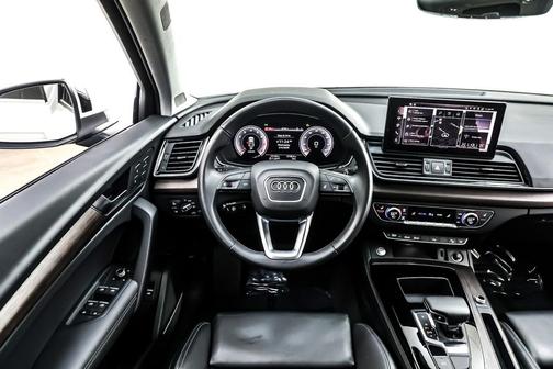 2025 Audi Q5 45 S line Premium Plus